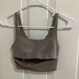 ALO cut out top brown size small